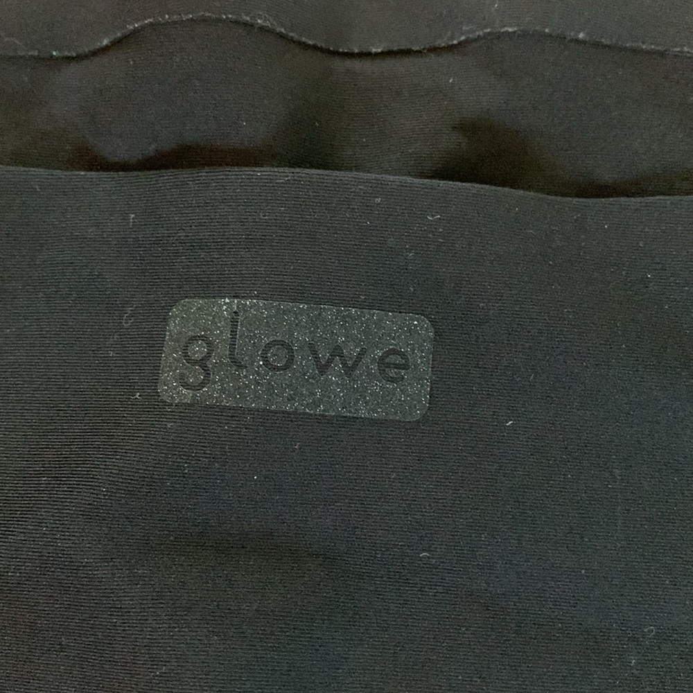 Glowe Women’s postpartum support high waisted leggings, size S. - Picture 3 of 4